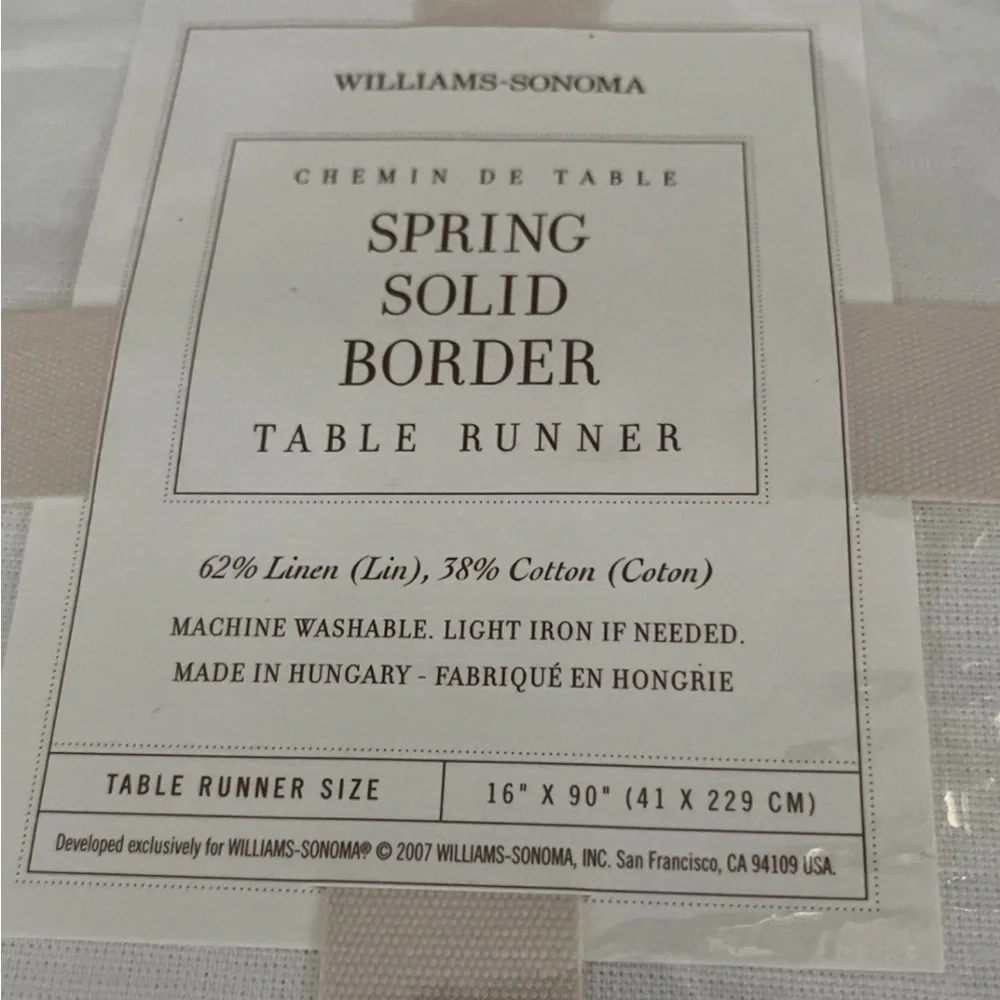 NWT Williams Sonoma Spring Solid Border Table Runner Linen (62%) & Cotton (38%)